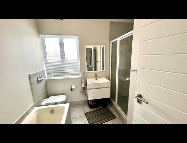 3 BEDROOM APARTMENT FOR SALE IN MANOR ESTATES